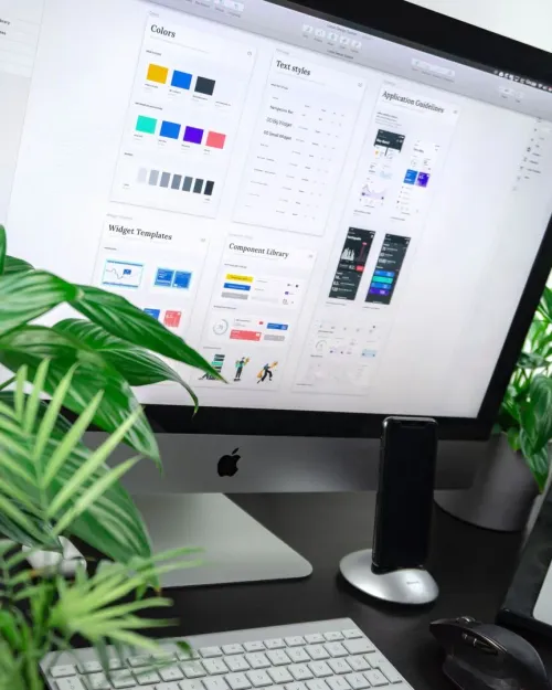 Photo d'un mockup UI pour une application web